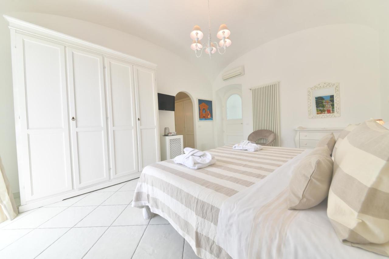 Queen Suite - Luxury Rooms (Adults Only) Forio di Ischia Εξωτερικό φωτογραφία