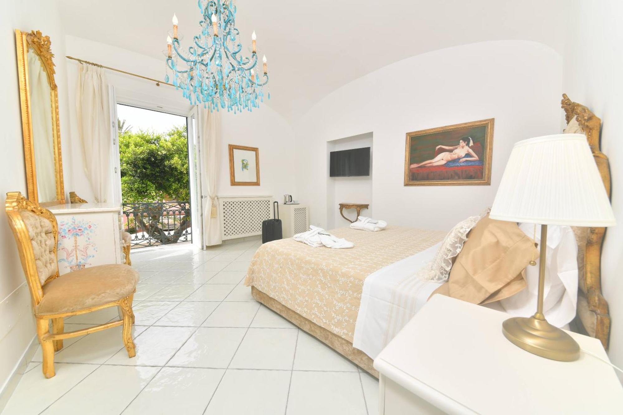 Queen Suite - Luxury Rooms (Adults Only) Forio di Ischia Εξωτερικό φωτογραφία