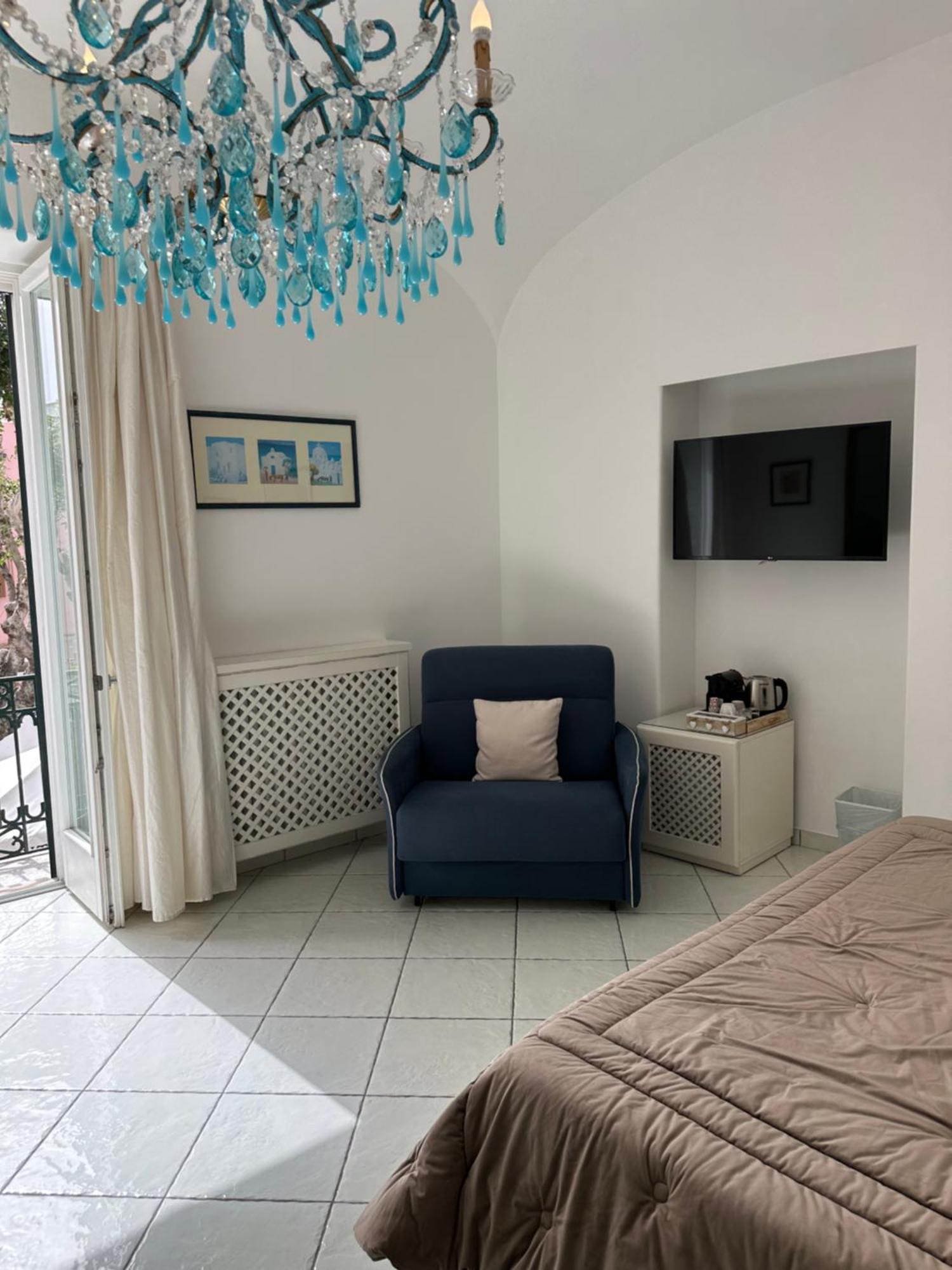 Queen Suite - Luxury Rooms (Adults Only) Forio di Ischia Εξωτερικό φωτογραφία